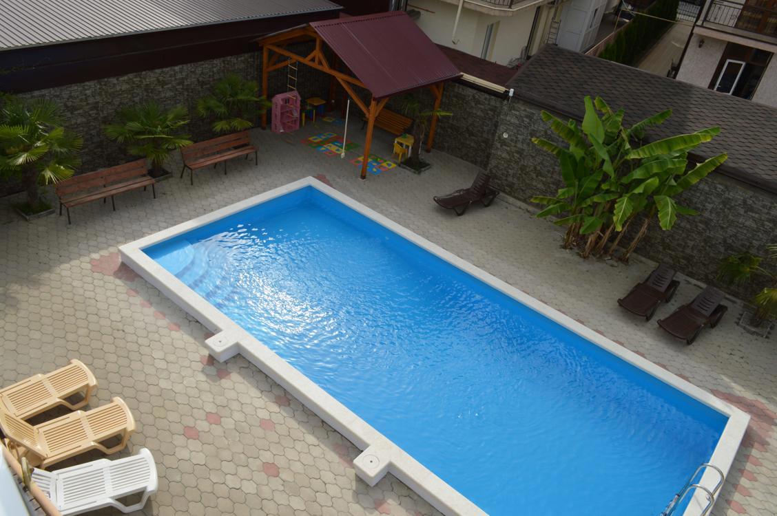 Отдых Гостевой дом Лиза - Бассейн