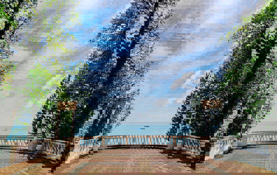 Отдых Санаторий Azimut Здоровье Зеленый Гай - Территория