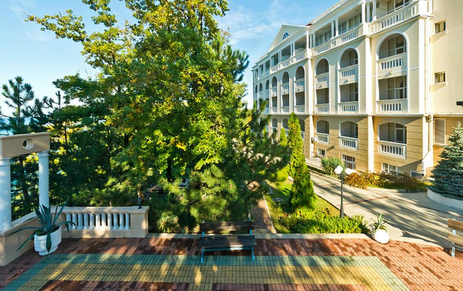 Отдых Санаторий Azimut Здоровье Зеленый Гай - Территория