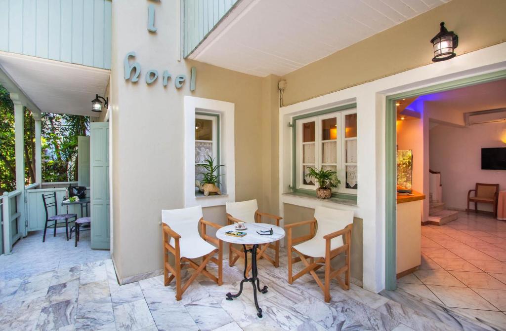 Отдых Отель Nefeli - Территория