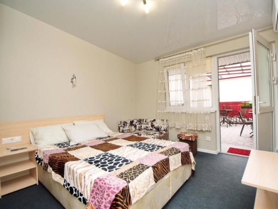 Отдых Гостевой дом Счастье - 3-х местный номер