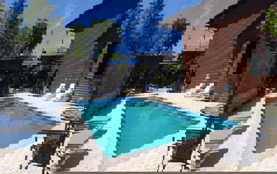 Отдых Гостевой дом Олений ручей - Бассейн