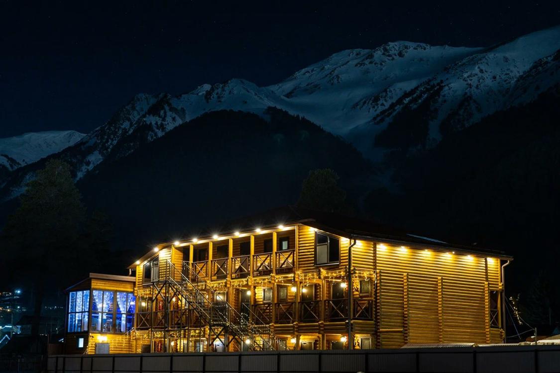 Отдых Отель Артхаус - Здание отеля