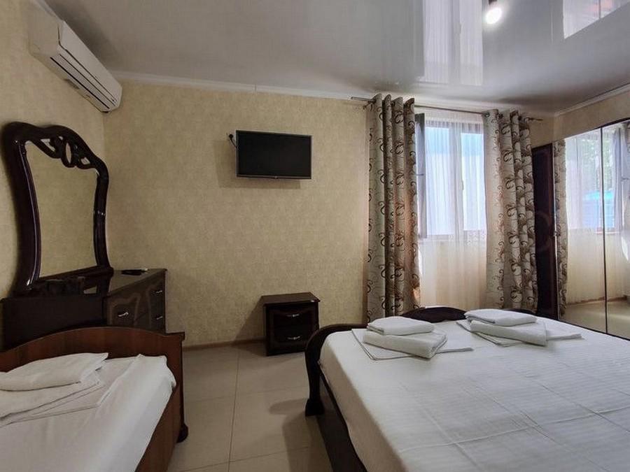 Отдых Гостевой дом Эрик - 3-х местный номер