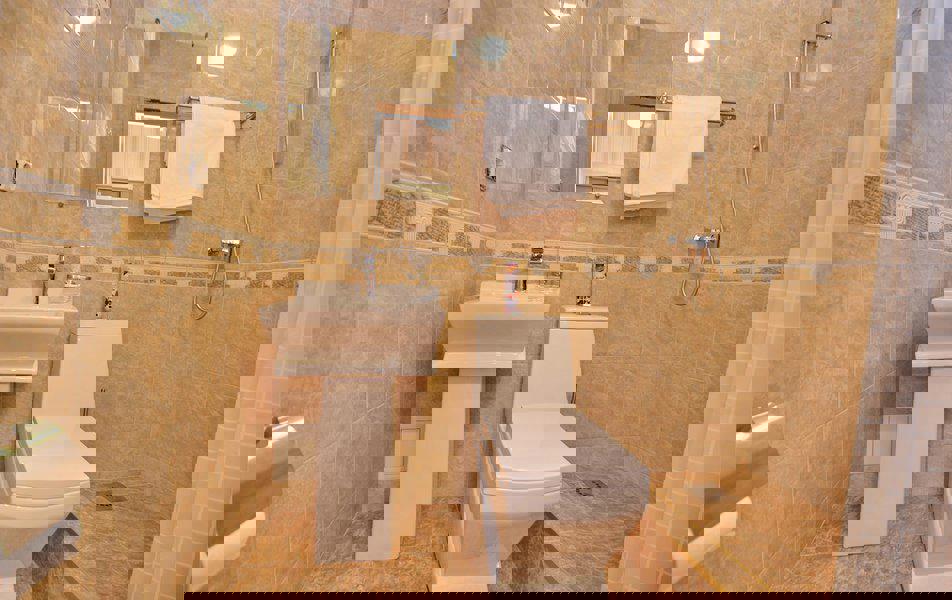 Отдых Гостевой дом Милана - Номер 3-местный, санузел