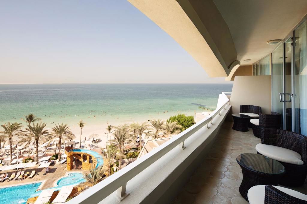 Отдых Отель Occidental Sharjah Grand 4* - Балкон