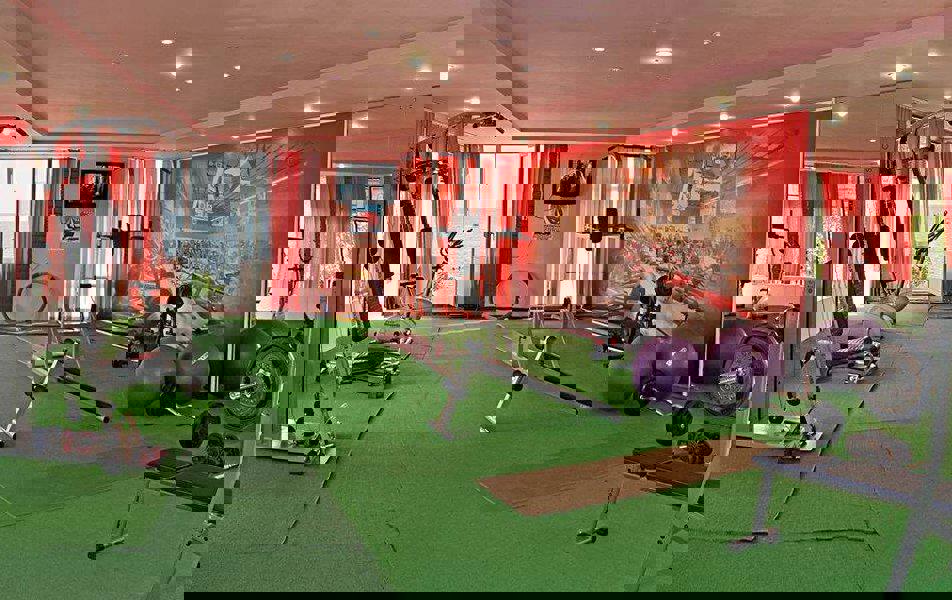 Отдых База отдыха Торнадо - Спортзал