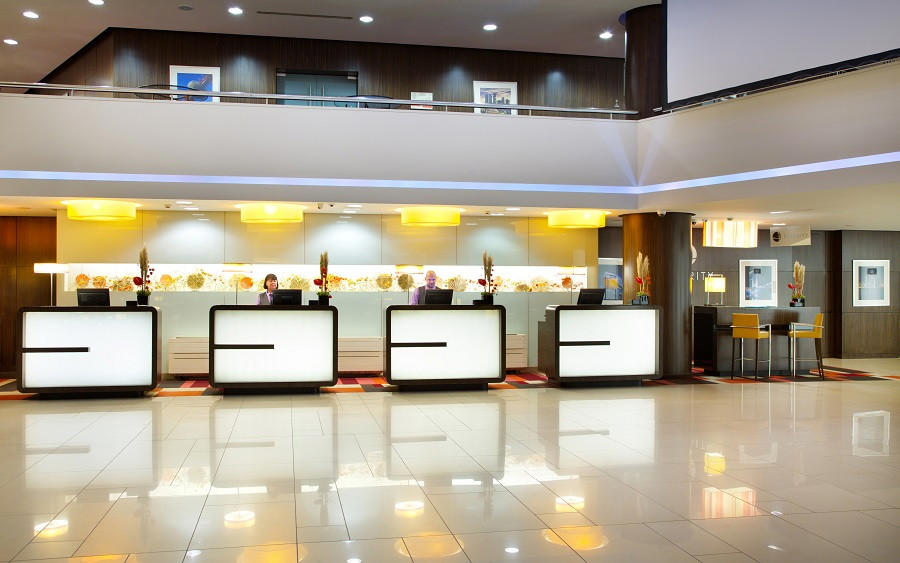 Отдых Отель Azimut Сити Отель Олимпик - Рецепция