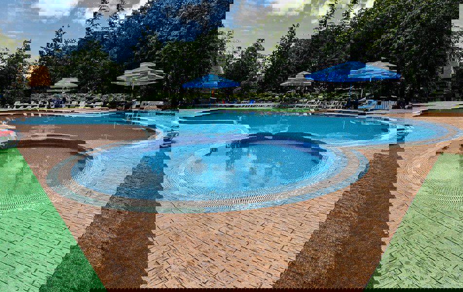 Отдых Отель Ателика Лесная бухта - Открытый бассейн с детским отделением