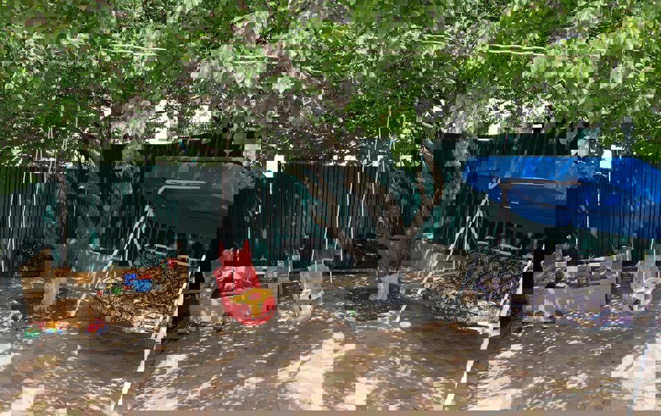 Отдых Гостевой дом Лагуна - Территория, детский уголок