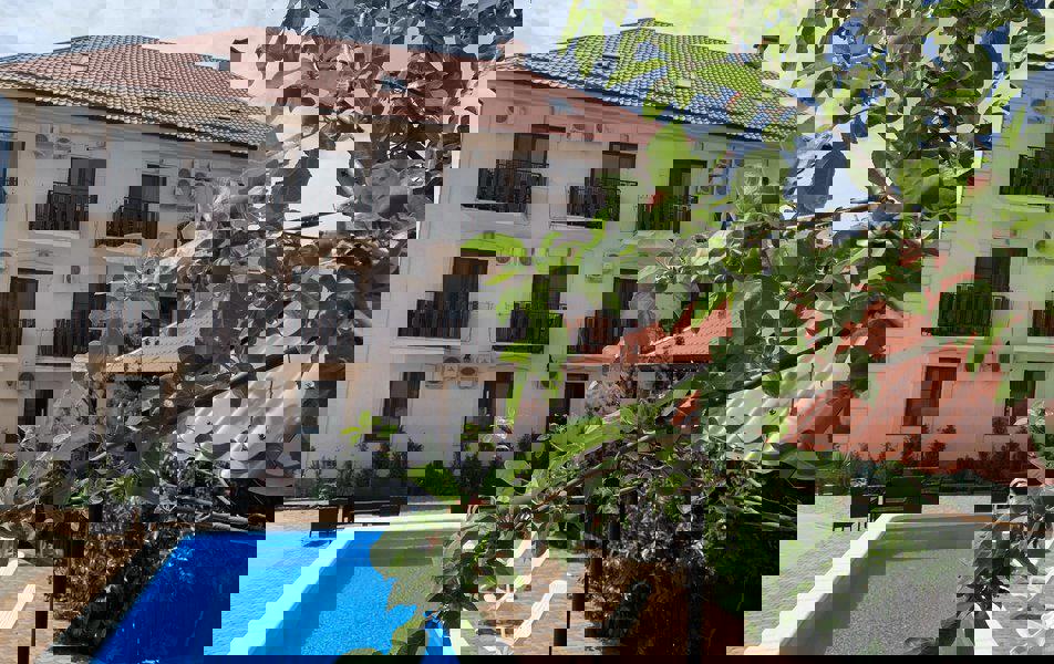 Отдых Гостевой дом Лагуна - Территория, бассейн