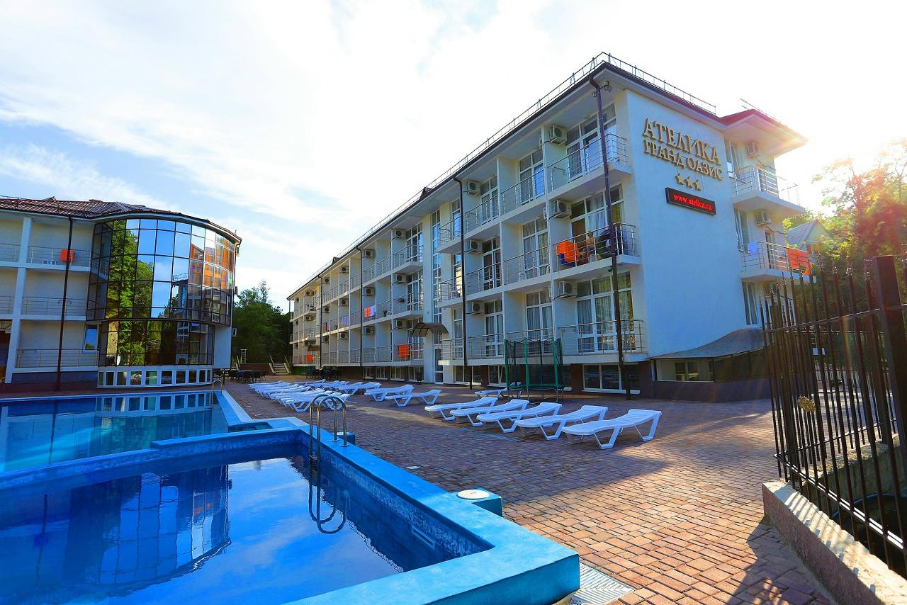 Отдых Отель Ателика Гранд Оазис - Корпус, бассейн