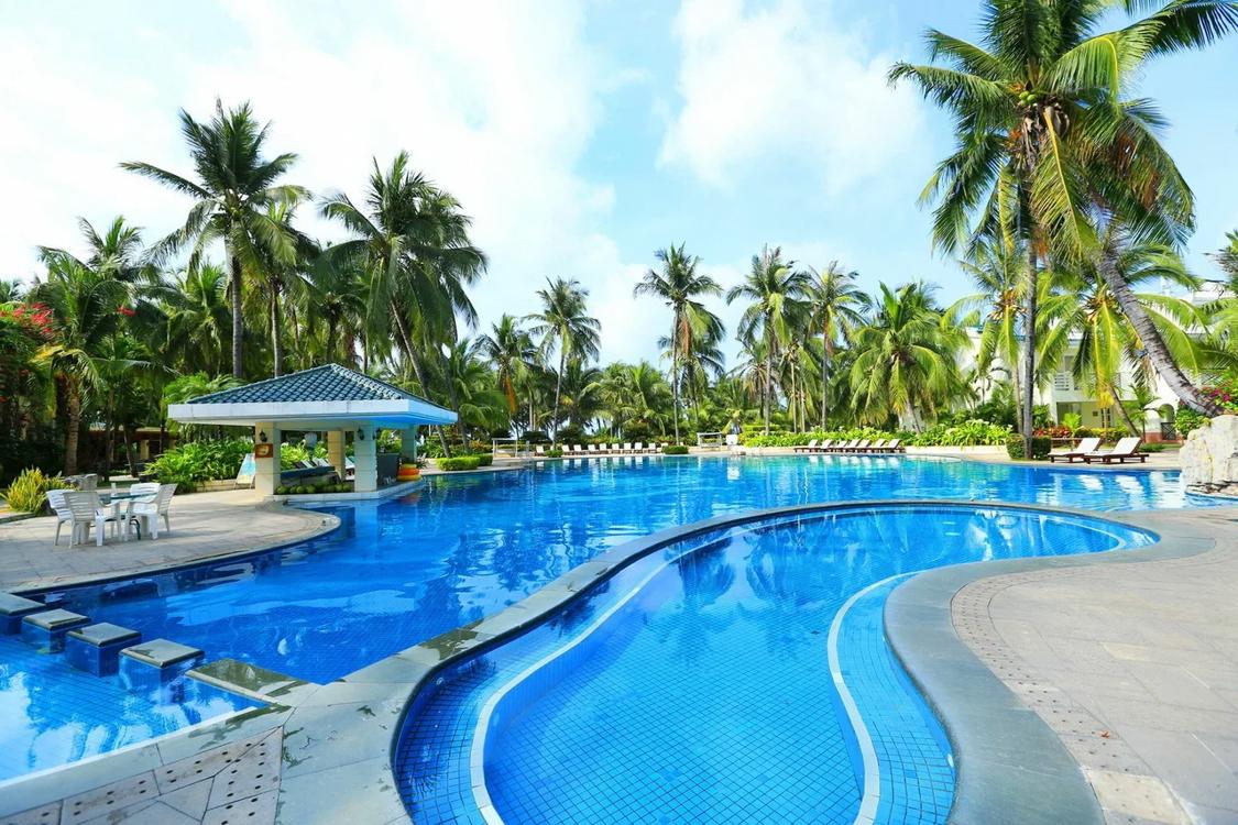 Отдых Отель Palm Beach Resort 4* - Бассейн