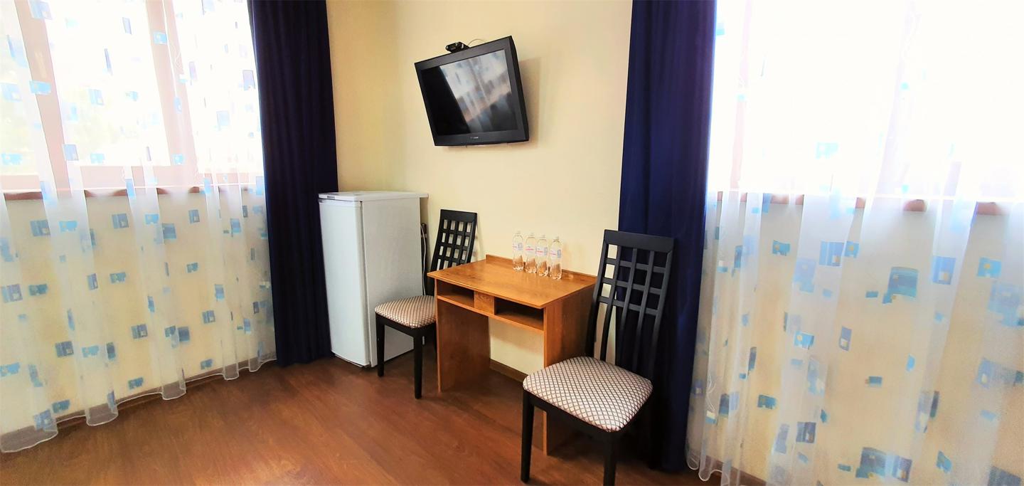 Отдых Гостевой дом Радон - 4-х местный номер