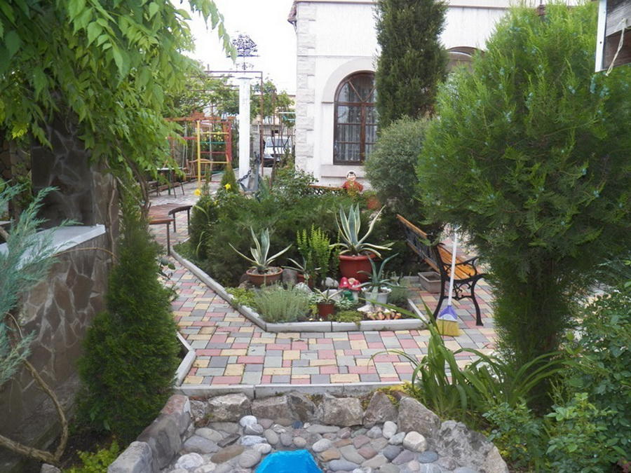 Отдых Гостевой дом Берегиня - Внутренний двор