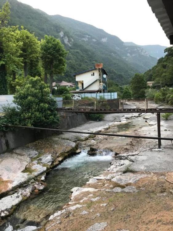 Отдых Гостевой дом Барнаба - Вид с террасы на горную реку и горы