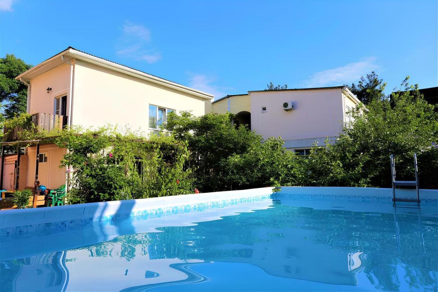 Отдых Гостевой дом На Островского - Внутренний двор