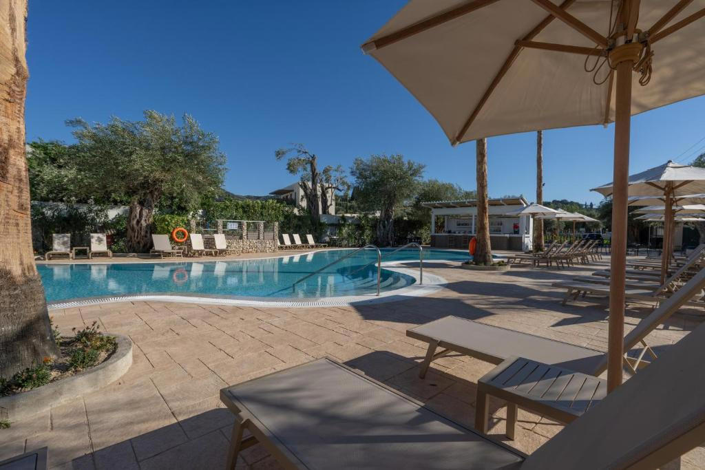 Отдых Отель Gemini - Бассейн