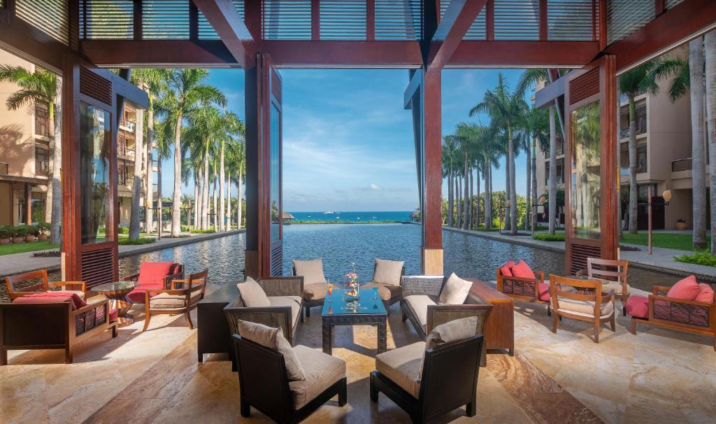 Отдых Отель Mangrove Tree Resort Yalongbay 5* - -