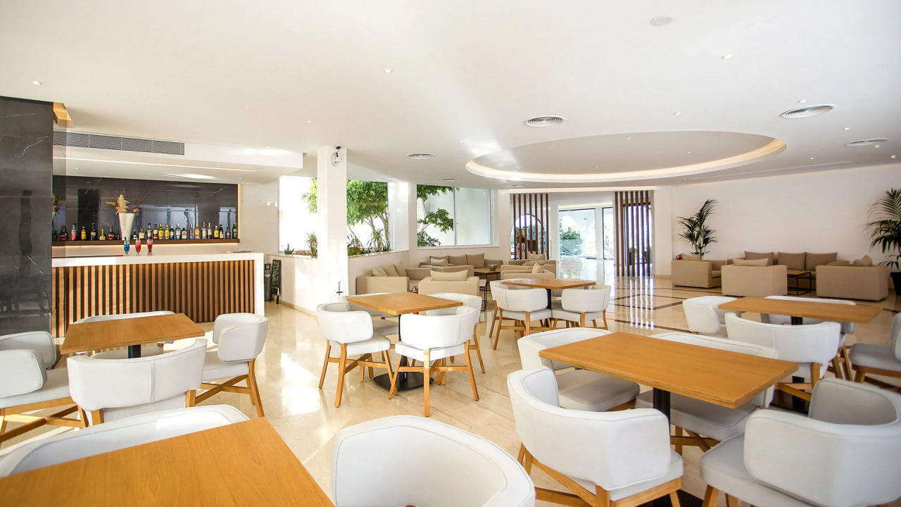 Отдых Отель Niriides - Бар