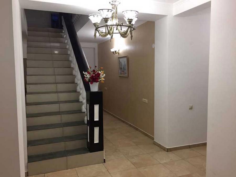 Отдых Отель Mirraflores - Лестница