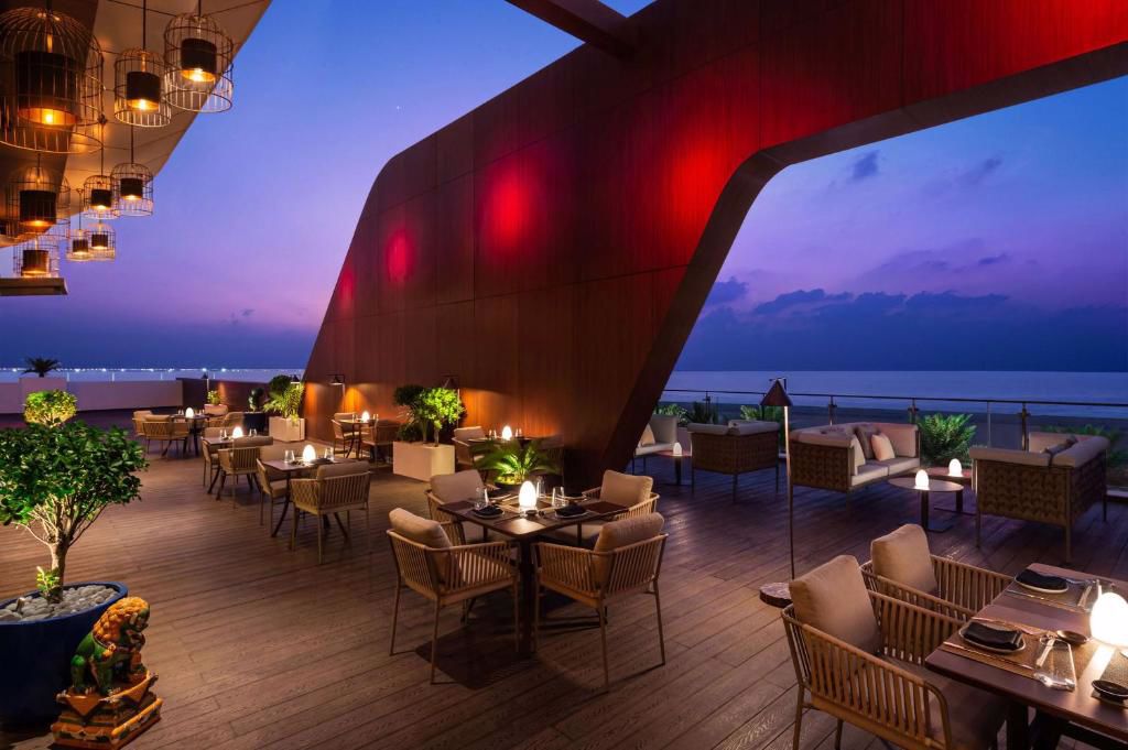 Отдых Отель Hampton by Hilton Marjan Island 4* - Ресторан