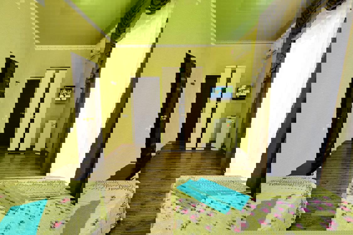 Отдых Гостевой дом Абрикос - Стандарт 3-местный