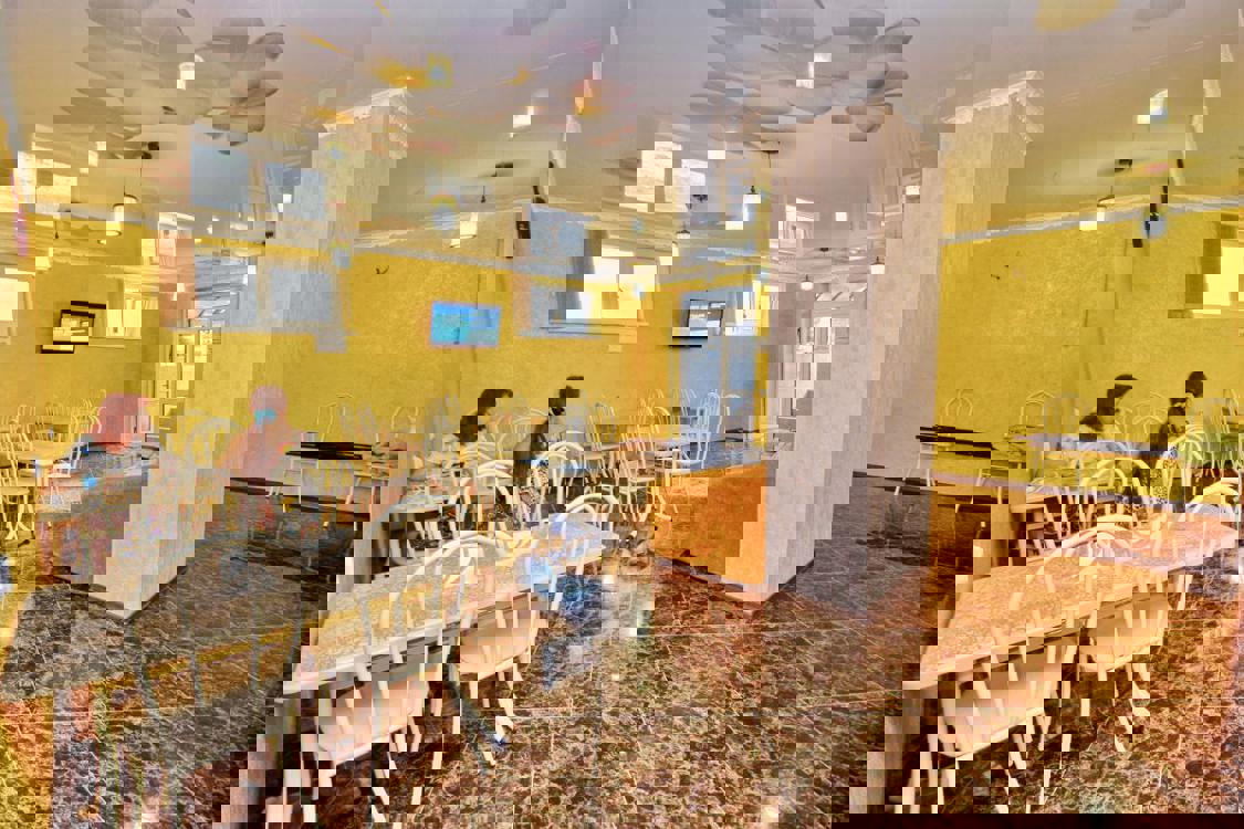 Отдых Гостевой дом Абрикос - Обеденная зона