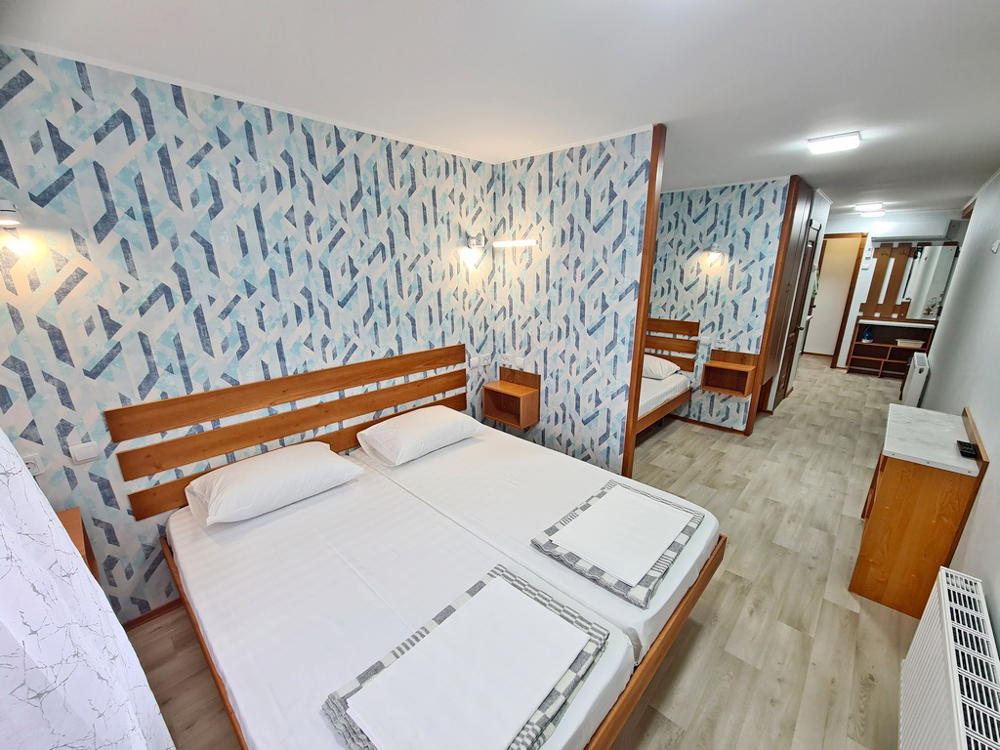 Отдых Гостевой дом На Калинина 259 - 3-х местный номер