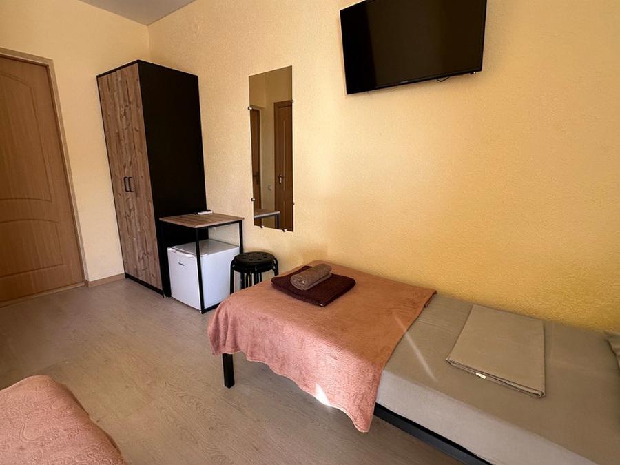 Отдых Гостевой дом Риф - 2-х местный номер