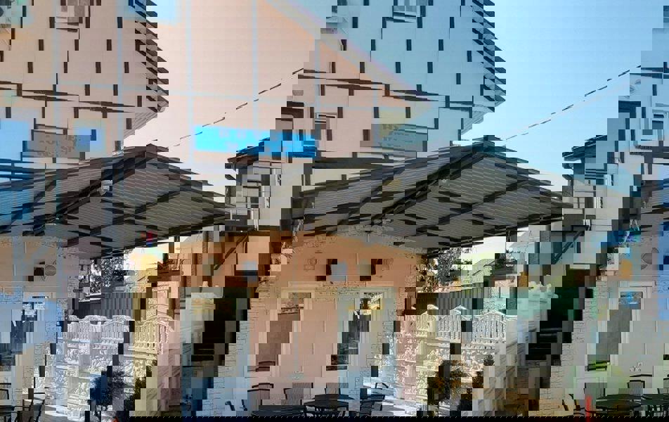 Отдых Гостевой дом Запад - Внутренний двор