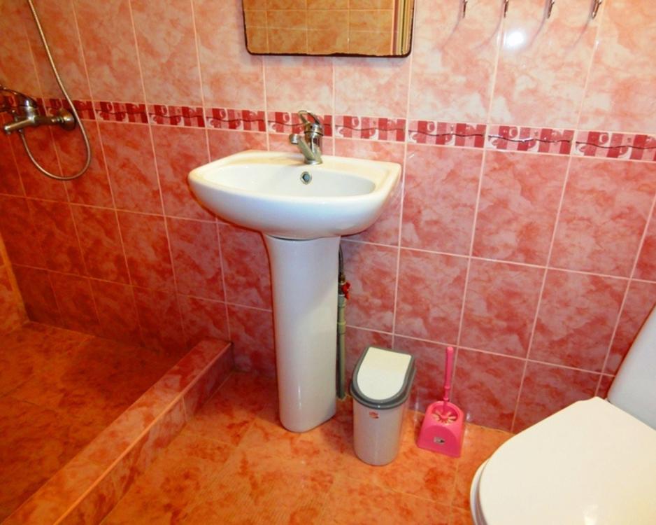 Отдых Гостевой дом Бриз-2 - 3-местный номер с кухней, санузел