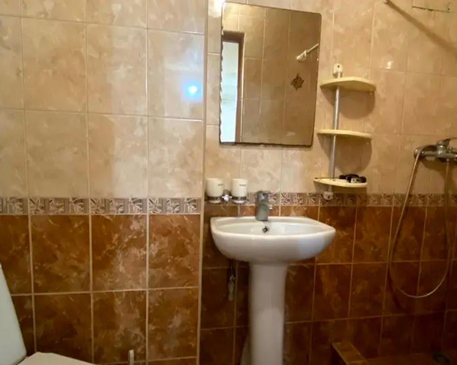 Отдых Гостевой дом Бриз-2 - 3-местный номер, санузел