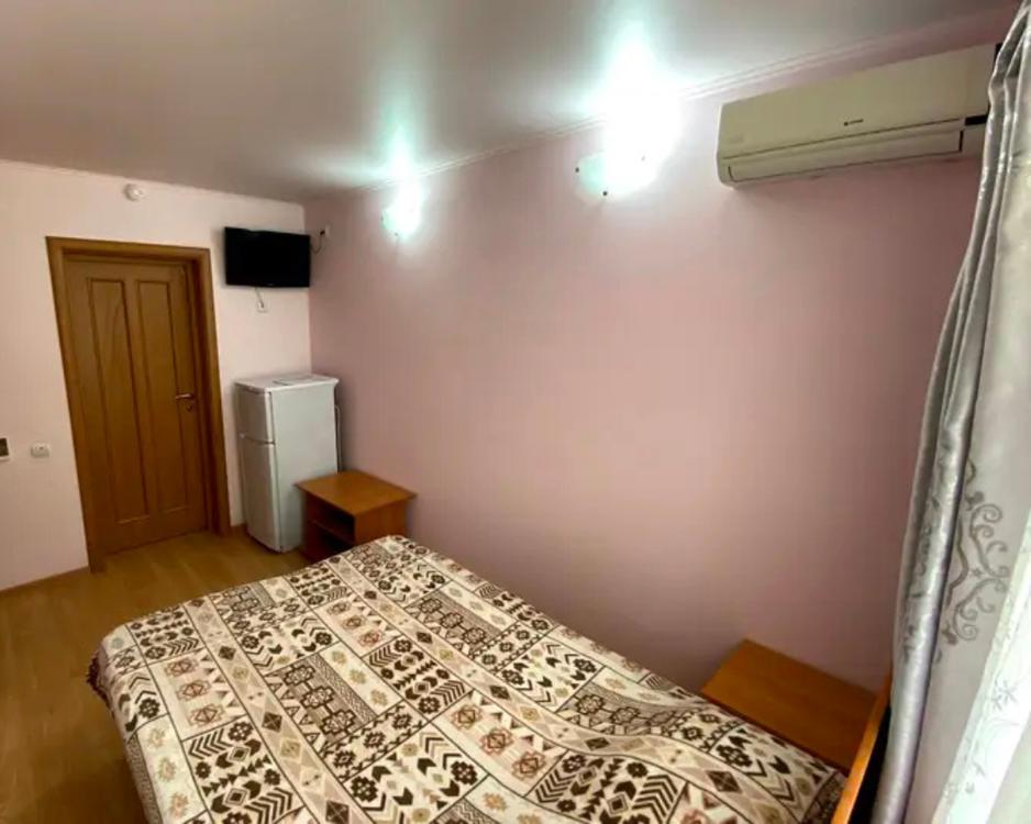 Отдых Гостевой дом Бриз-2 - 2-местный номер