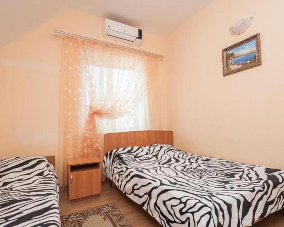 Отдых Гостевой дом Бриз-1 - 3-местный номер