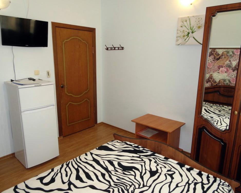 Отдых Гостевой дом Бриз-1 - 2-местный номер