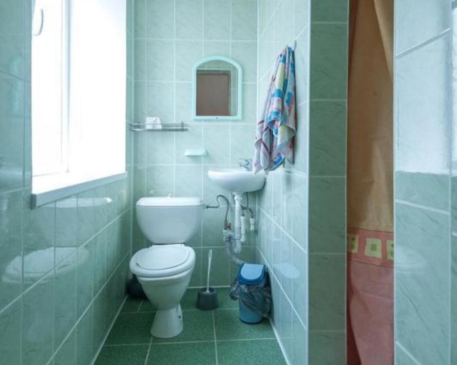 Отдых Гостевой дом Бриз-1 - 3-местный номер, санузел