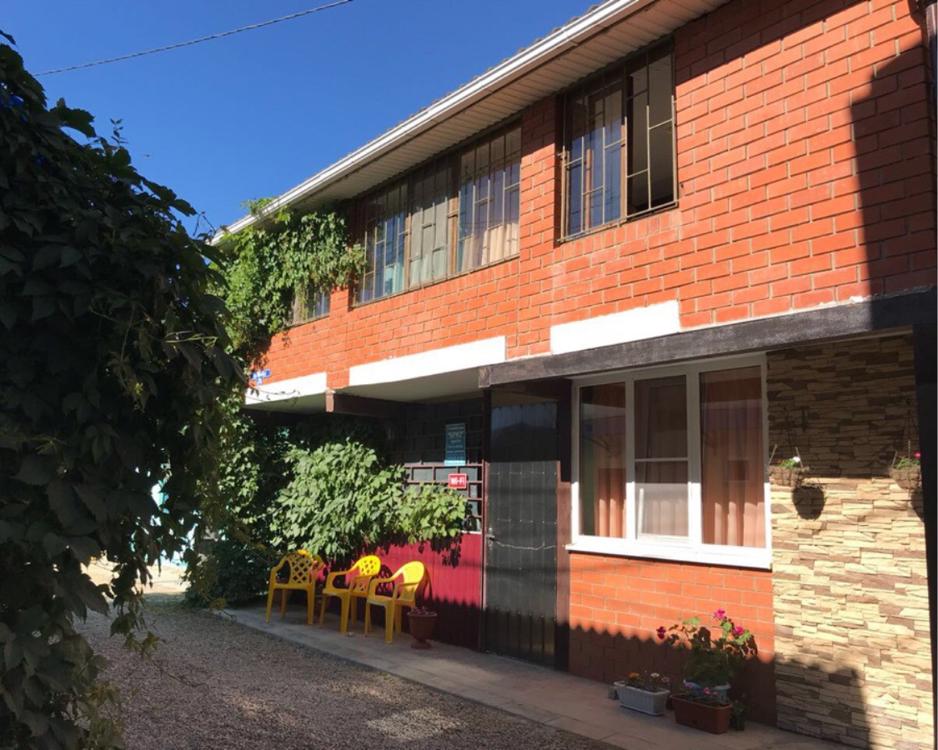 Отдых Гостевой дом Бриз-1 - Фасад гостевого дома