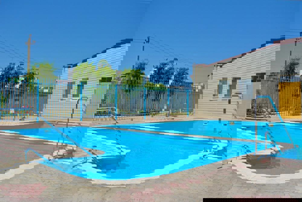 Отдых Отель Золотой берег - Бассейн