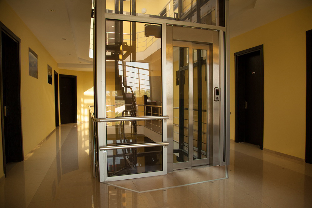 Отдых Отель Панорама - лифт