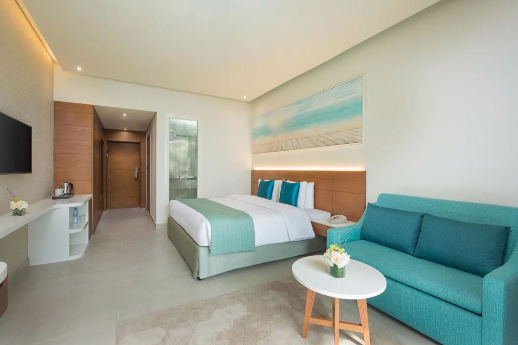 Отдых Отель Wyndham Garden Ajman Corniche 4* - Стандартный номер с кроватью "king-size"