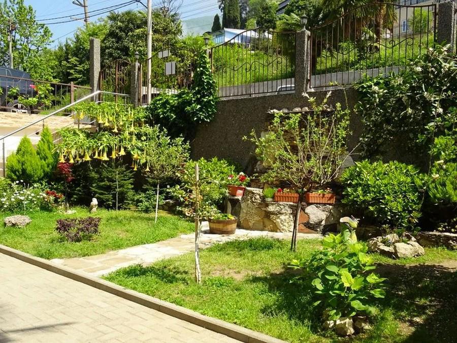 Отдых Гостевой дом У Моря - Территория