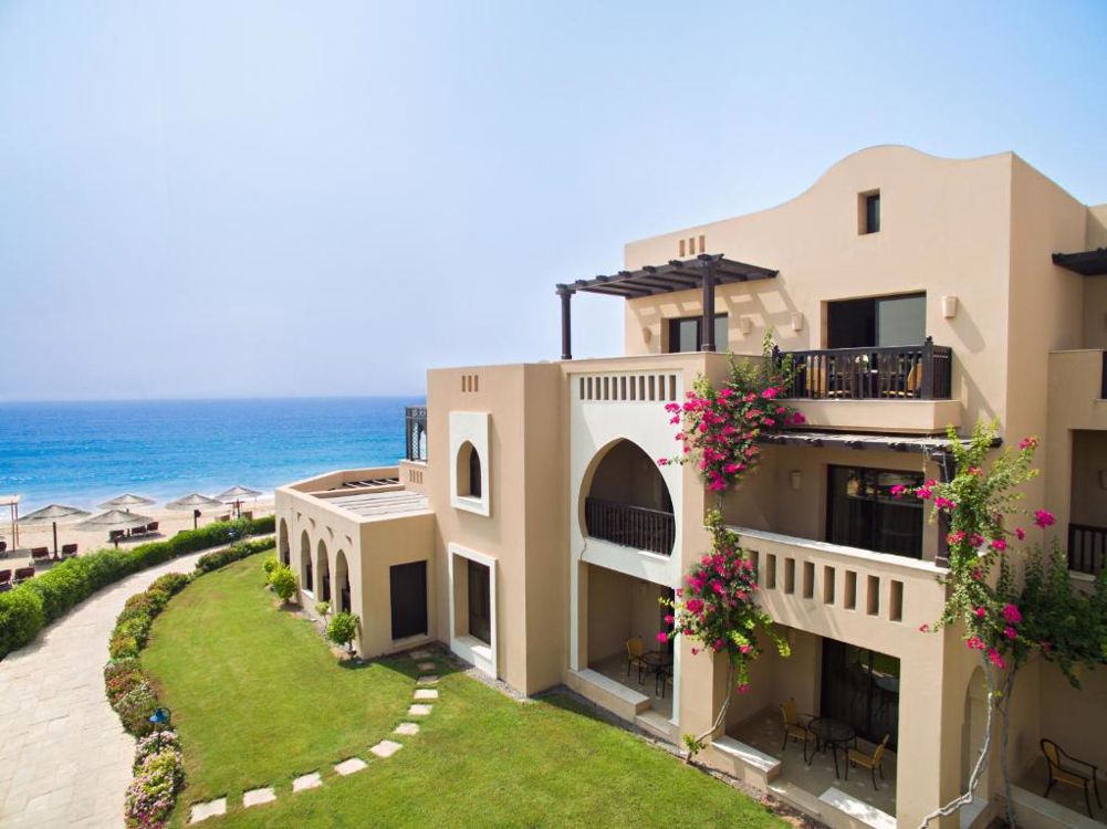 Отдых Отель Miramar Al Aqah Beach Resort 5* - Территория
