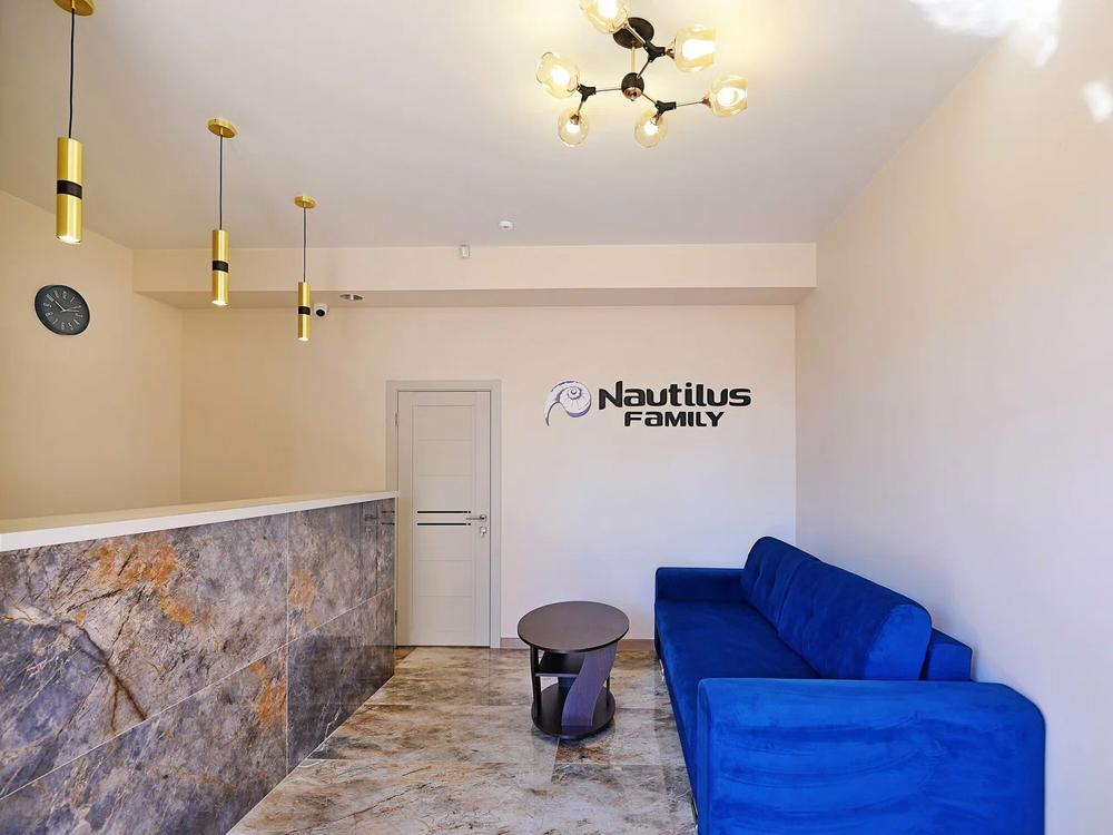 Отдых Отель Nautilus Family - Стойка регистрации