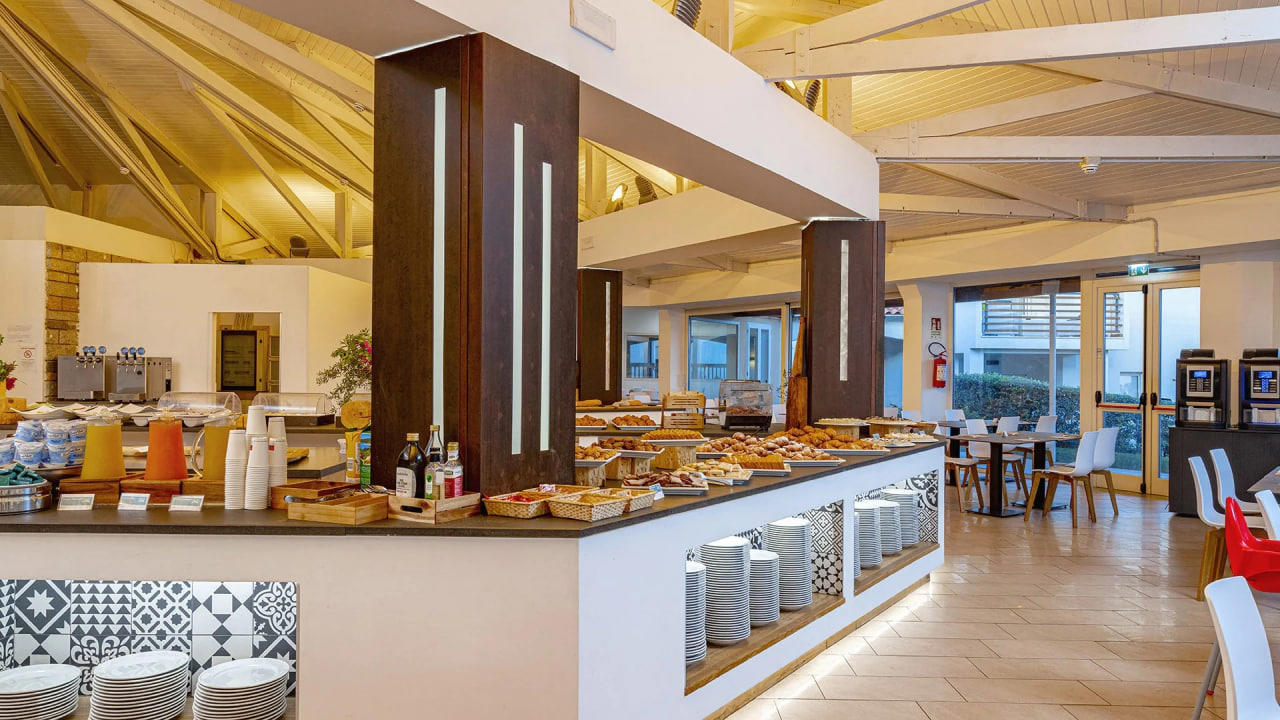 Отдых Отель Club Esse Cala Bitta - Ресторан