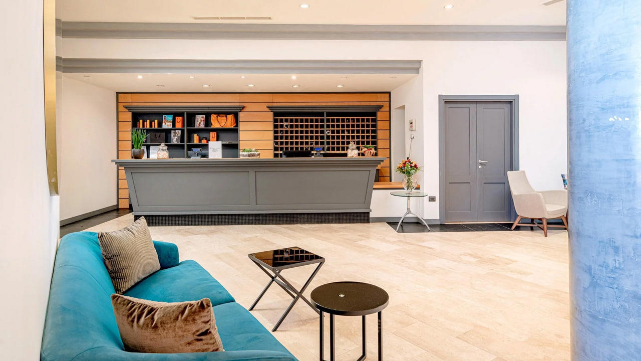 Отдых Отель Bellevue Sardinia Resort Affiliated by Meliá - Ресепшн