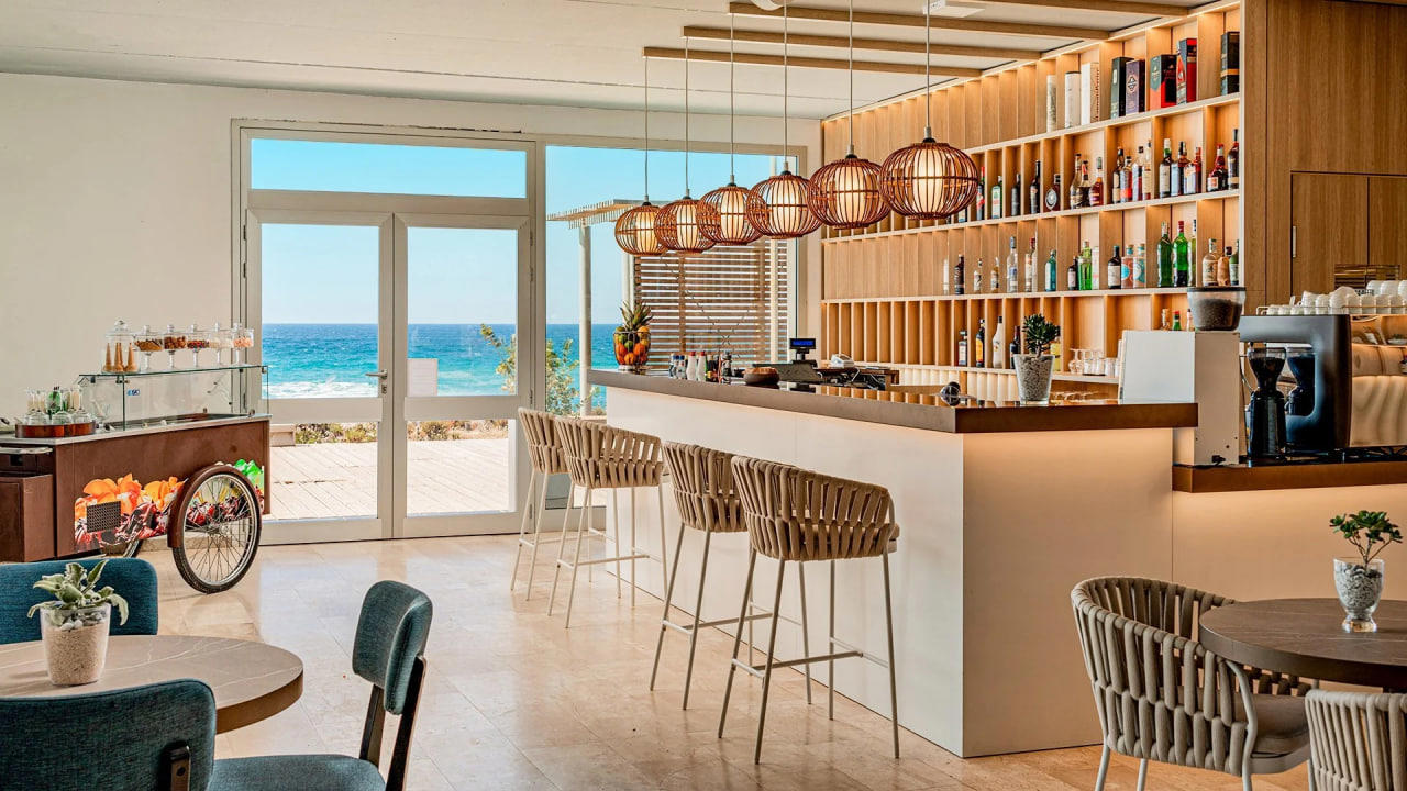 Отдых Отель Bellevue Sardinia Resort Affiliated by Meliá - Бар