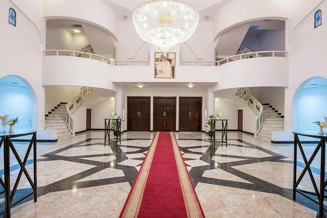 Отдых Отель Crowne Plaza Resort Salalah 5* - Холл