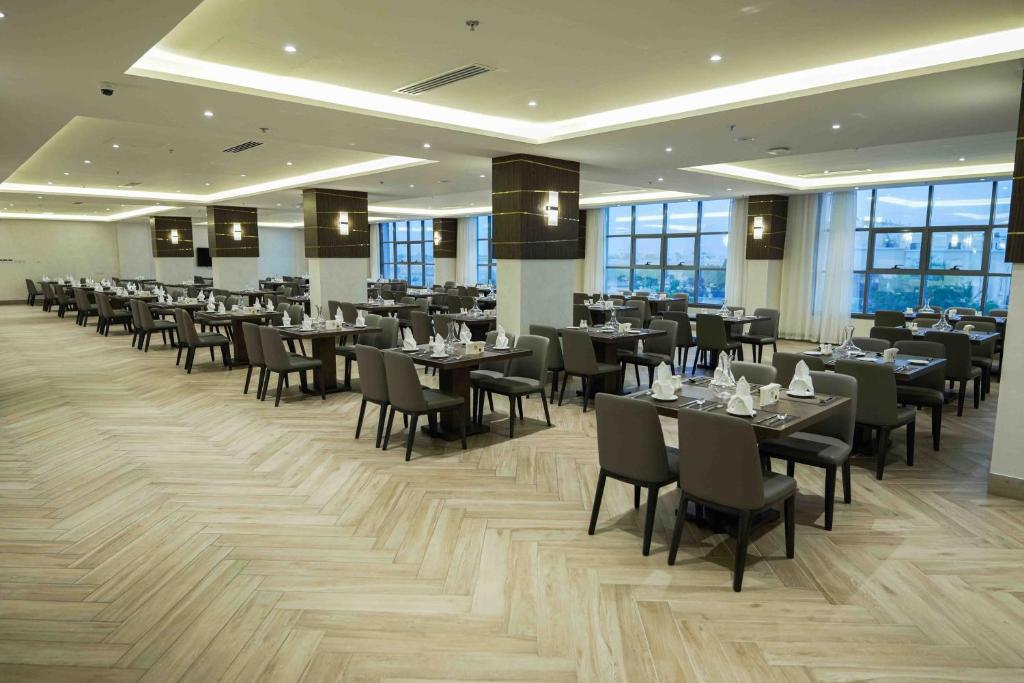 Отдых Отель The Plaza Hotel & Resort Salalah 4* - Ресторан