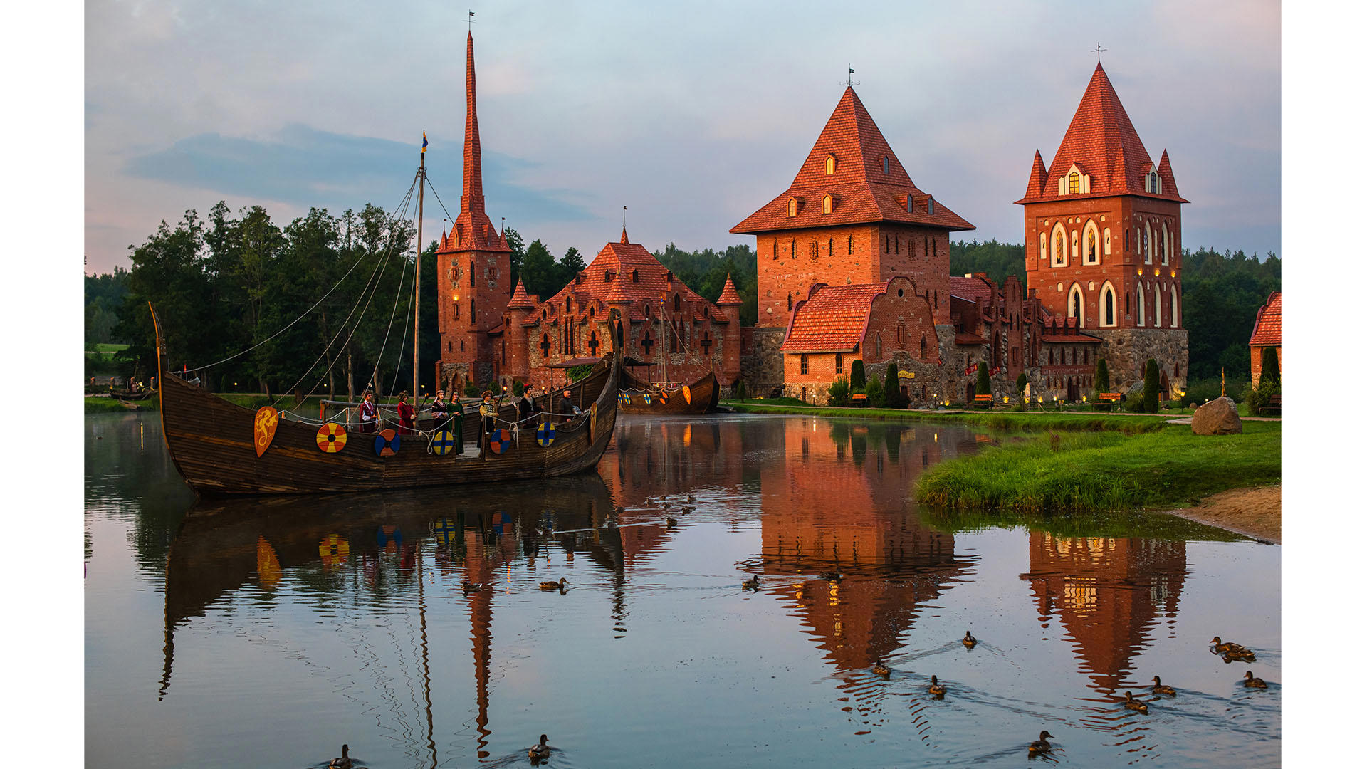 Автобусный тур Сула, выезд из Гомеля, Жлобинa, Бобруйскa, Минскa